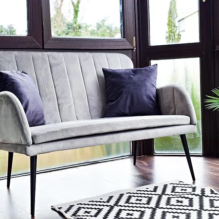 Cosy-apartment - Glazed Balkony & Carport, 70m2