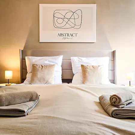 Cosy-apartment - Glazed Balkony & Carport, 70m2