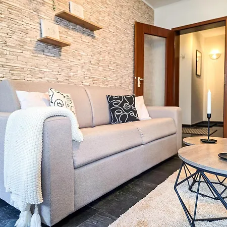 Apartman Cosy-apartment - Glazed Balkony&carport, 70m2 *